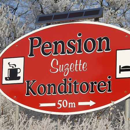 Pension Cafe Suzette Gotha Bagian luar foto