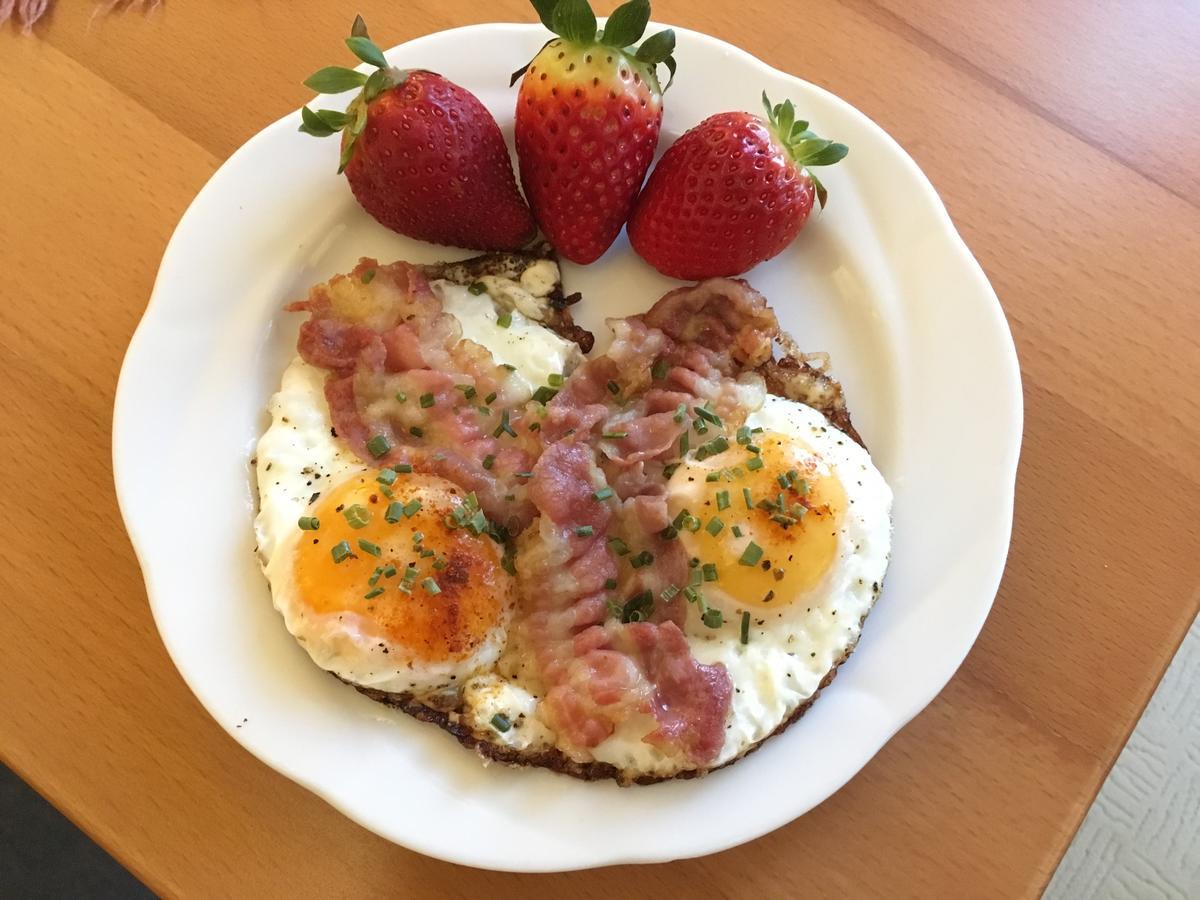 Pension Cafe Suzette Gotha Bagian luar foto